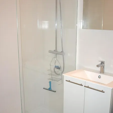 Maison 2 Pres Et Commerces - Parking Prive - Fr-1-323-366